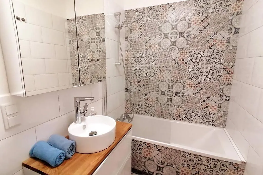 Przytulny Apartament Z Parkingiem Гданьск